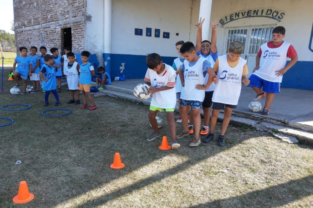 Salto Grande promueve el deporte a través del programa “Movete con Energía”