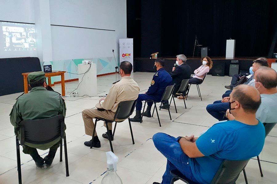 Consensúan la necesidad de realizar acciones para aliviar la compleja situación sanitaria