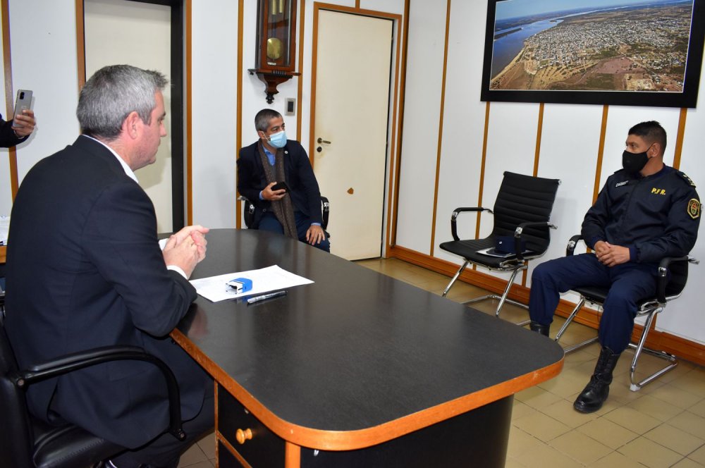 El municipio firmó un convenio con la Jefatura departamental de Policía
