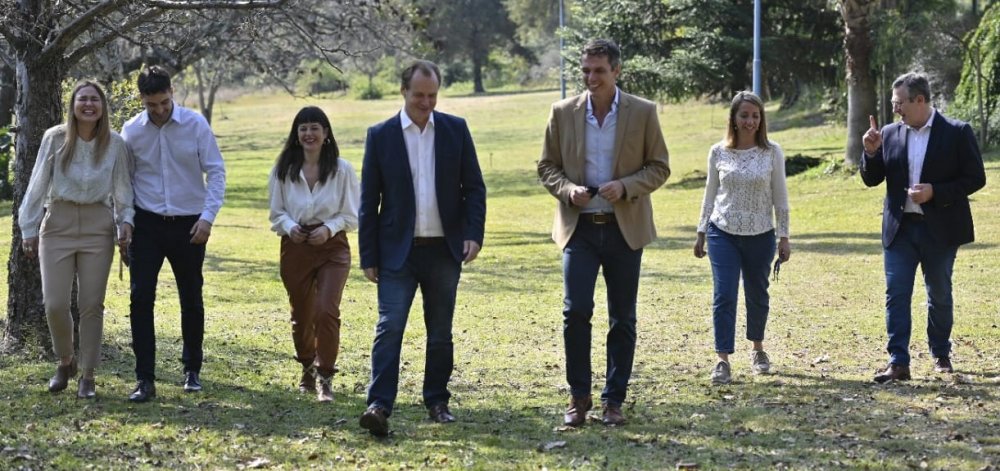 Bordet presentó a sus candidatos para las elecciones legislativas