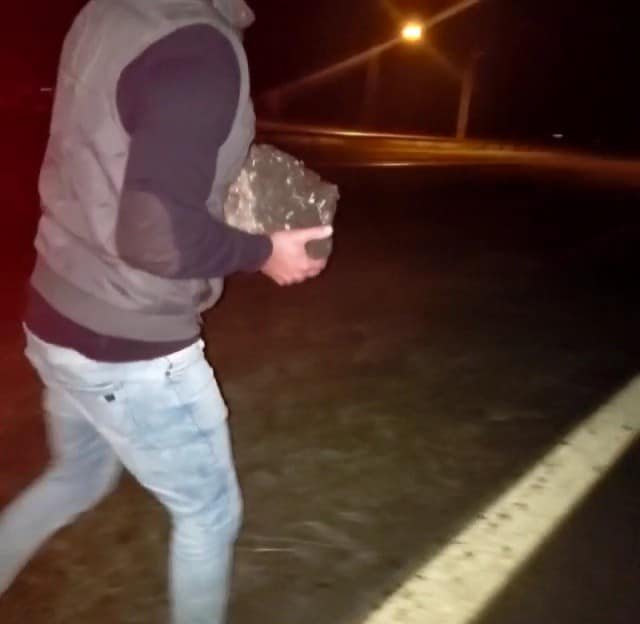 Los pozos de la autovía 18 provocaron un incidente con el intendente de Crespo