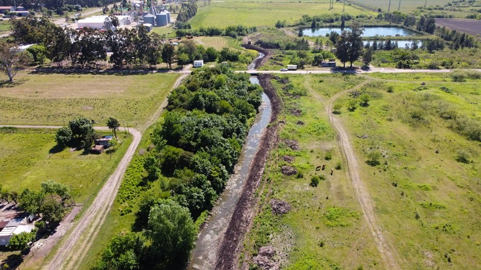 Se realiza la limpieza del cauce del arroyo Casafuz 
