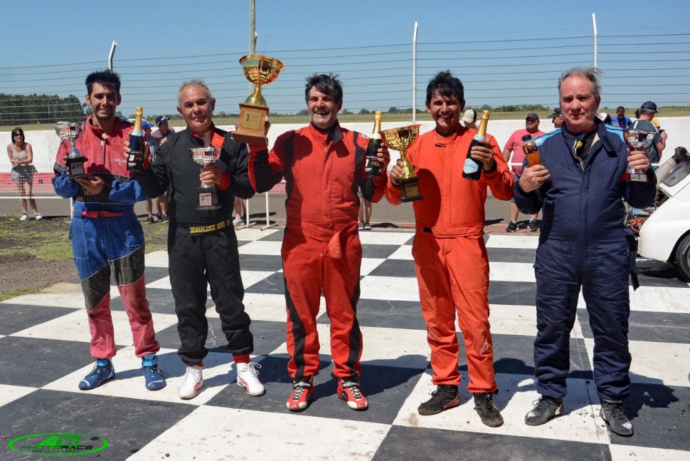 Gran jornada automovilística en Concepción del Uruguay