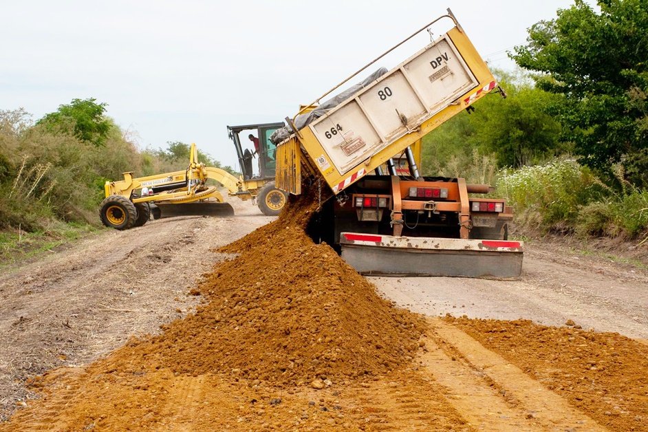 Finalizaron la reposición de ripio en un primer tramo de la Ruta 29
