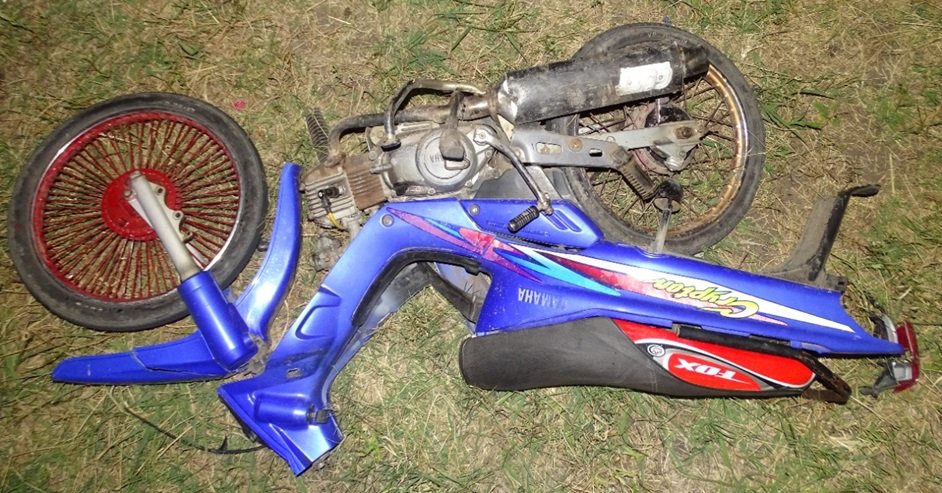 Un joven gravemente herido al chocar su moto con una camioneta en ruta 23