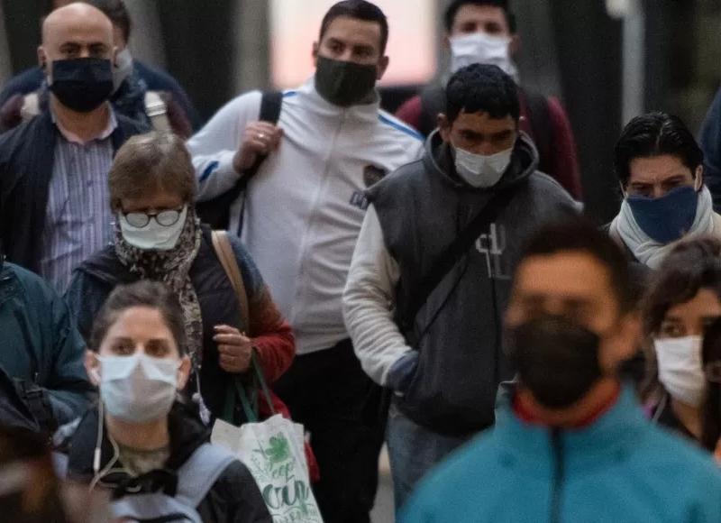 El uso del barbijo pasó a ser una recomendación y ya no se exige la distancia de dos metros