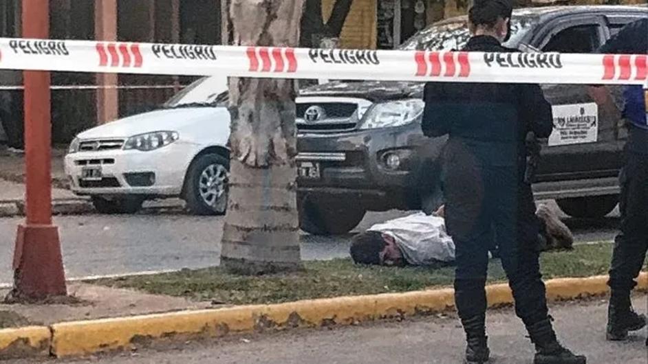 Lo mató y lo llevaba muerto en su camioneta