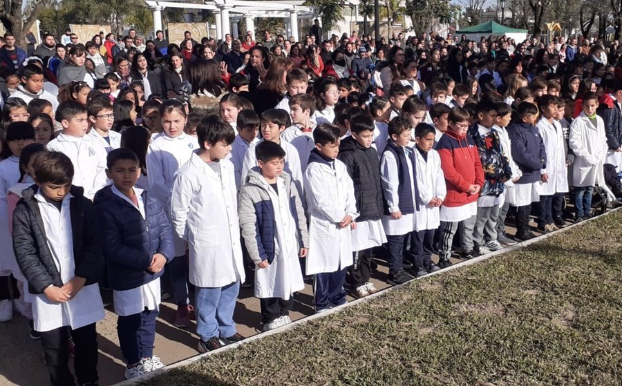 Se desarrolló el acto oficial por el Día de la Bandera con la toma de promesa de Lealtad