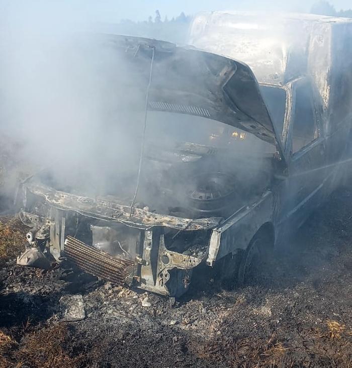 Una camioneta se incendió en la Cascadita Dri