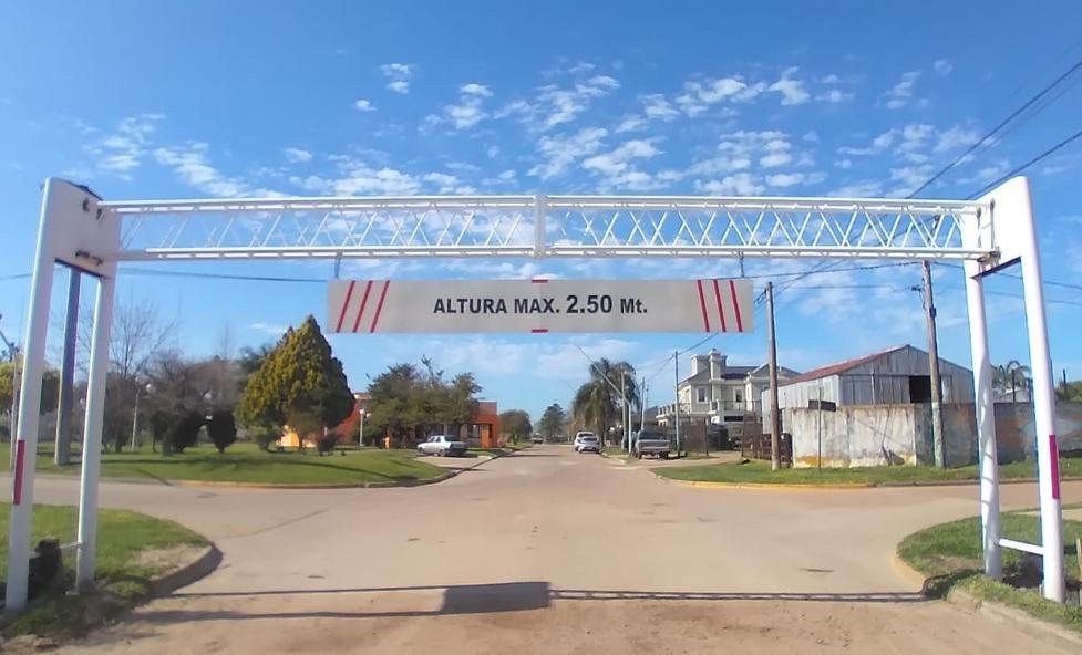 Comenzaron a colocar los reductores de altura sobre avenida Tratado del Pilar