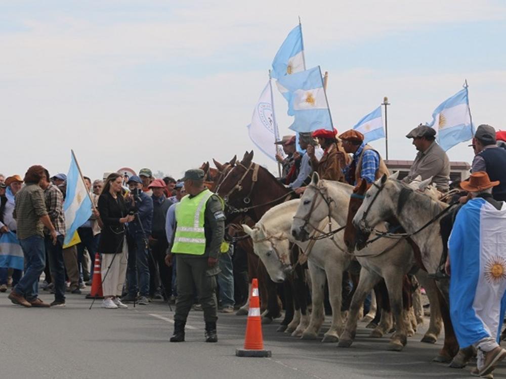 "Una Ley de Humedales no va a apagar los incendios", advirtió FAA