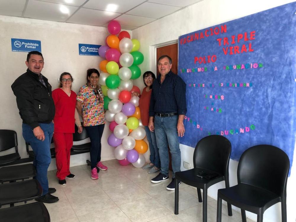General Campos inició la campaña nacional de vacunación