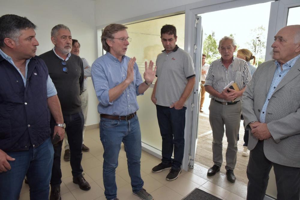 Bahillo presentó el Régimen de Producción para el Desarrollo Avícola entrerriano