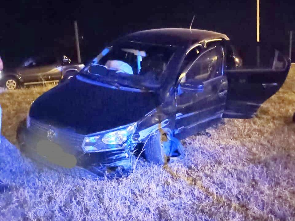 Un automóvil despistó en la autovía 14
