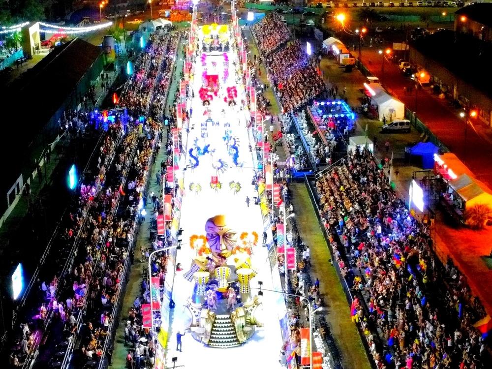 Comenzó el carnaval más pasional del país