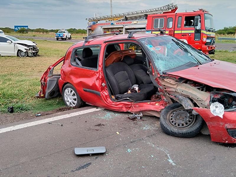 Una mujer murió en el choque de dos autos en el cruce de rutas 32 y 127 ...