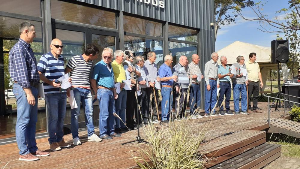 En el aniversario del Club Ciclista no olvidaron las obras paralizadas por Nación