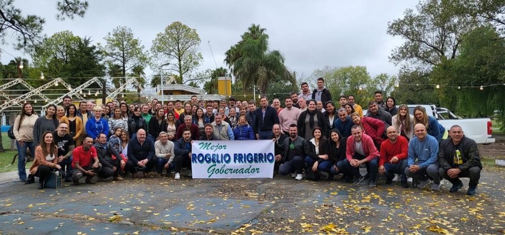 Militantes de Frigerio se reunieron en un plenario en Viale