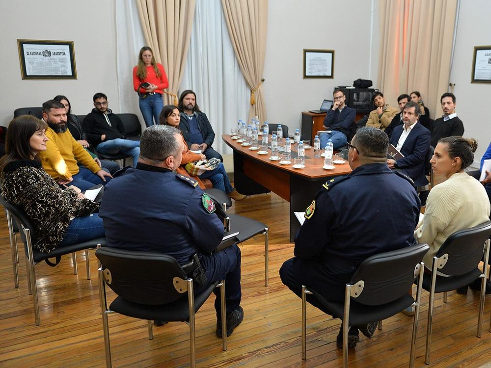 El Gobierno provincial puso en conocimiento a las fuerzas políticas los detalles para las PASO