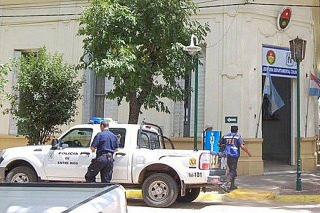 Una joven de 19 años apuñaló a su pareja de 23 en Colón