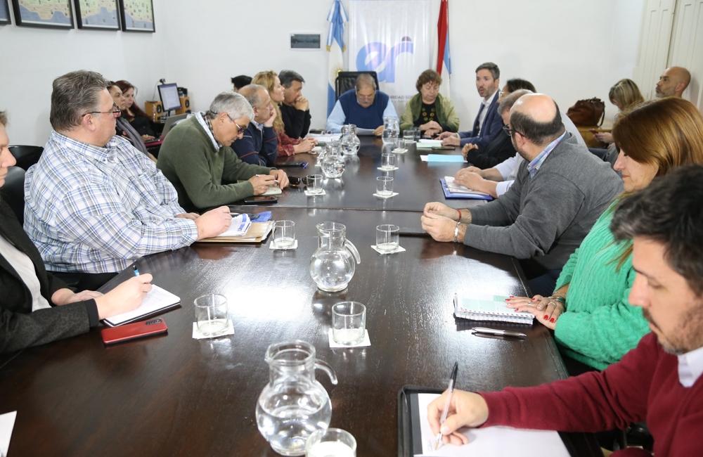 La provincia y los gremios docentes continuarán con lo previsto en paritaria