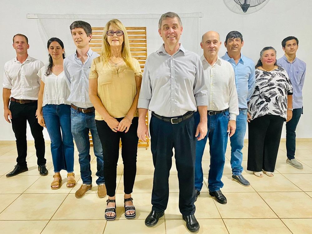 Zambón presentó a su gabinete