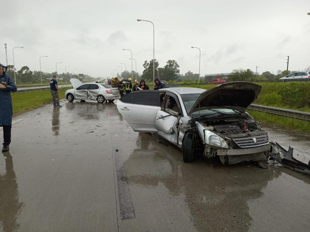 Choque en la autovía 14 dejó tres heridos