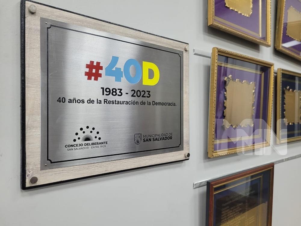 Homenaje en San Salvador a ex concejales por los 40 años de la restauración de la democracia