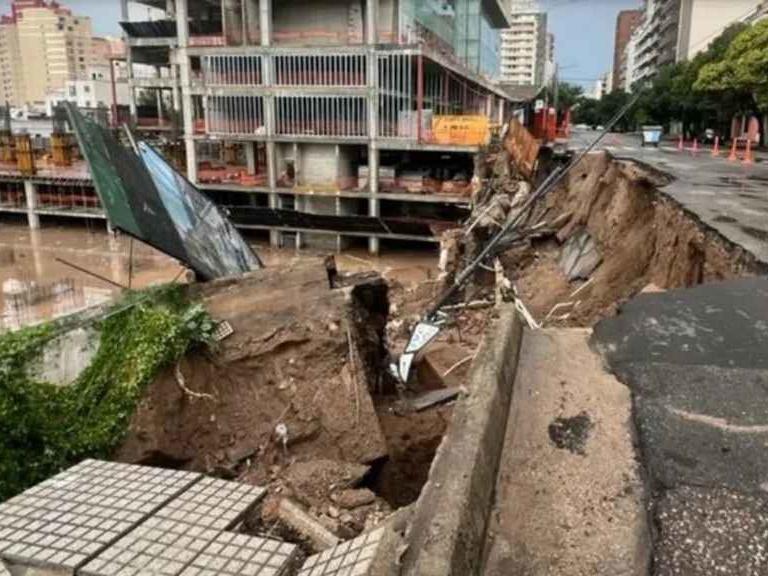 Graves destrozos por el temporal en Córdoba capital y Villa General Belgrano