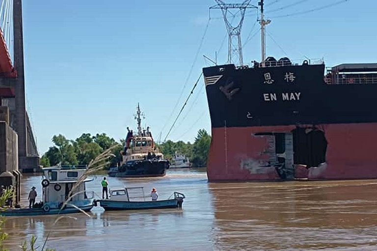 Retiraron el barco siniestrado y rehabilitaron el tránsito por el puente Zárate - Brazo Largo