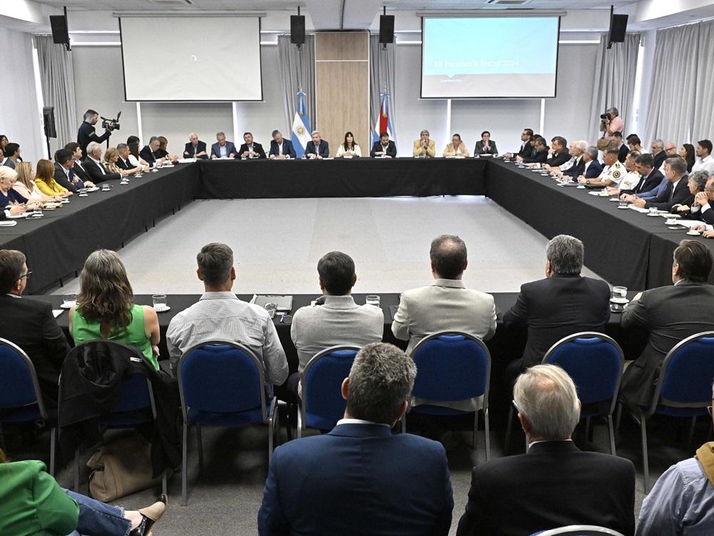 Frigerio encabezó una reunión de gabinete ampliado