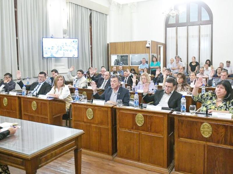 Senadores justicialistas repudiaron el cierre de oficinas de ANSES y PAMI