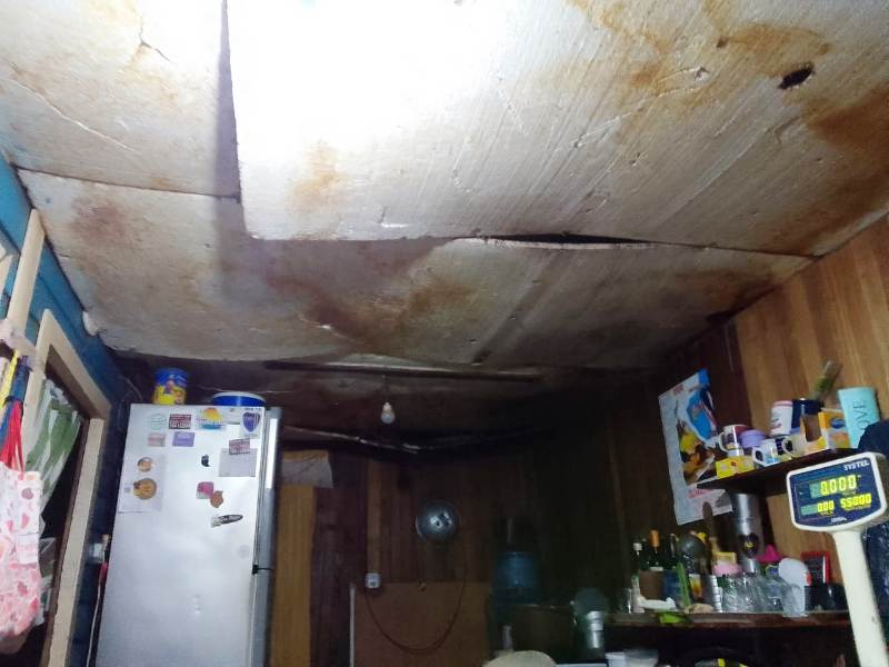 Familias de Concordia debieron ser asistidos tras el temporal.