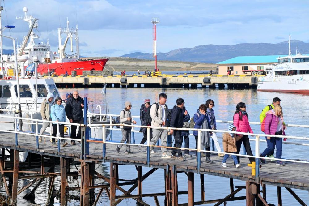 Récord de turistas en los destinos nacionales durante el fin de semana largo