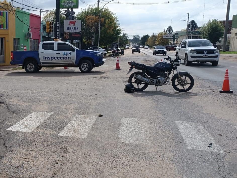 Choque entre auto y moto en San José dejó un herido grave