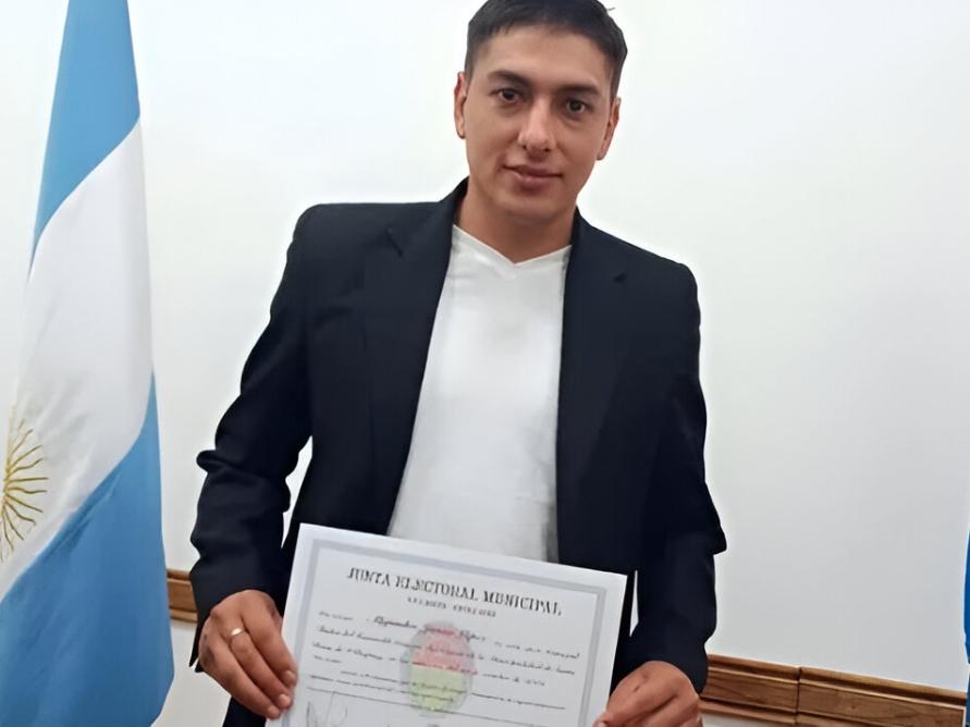 Suspenden por dos meses a concejal de LLA que reivindicó a Videla