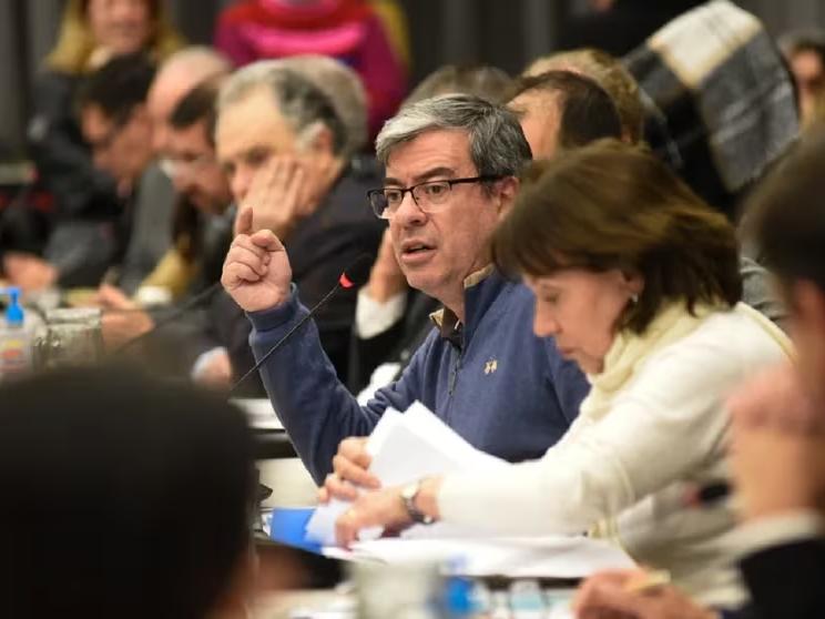 Se dio un primer paso para la restitución del Fonid