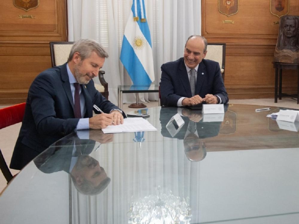 Frigerio acordó con Nación el reordenamiento de las obras públicas