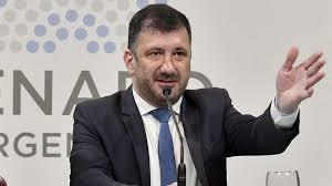 Kueider disparó fuerte contra Cristina y Alberto tras votar a favor de la Ley Bases