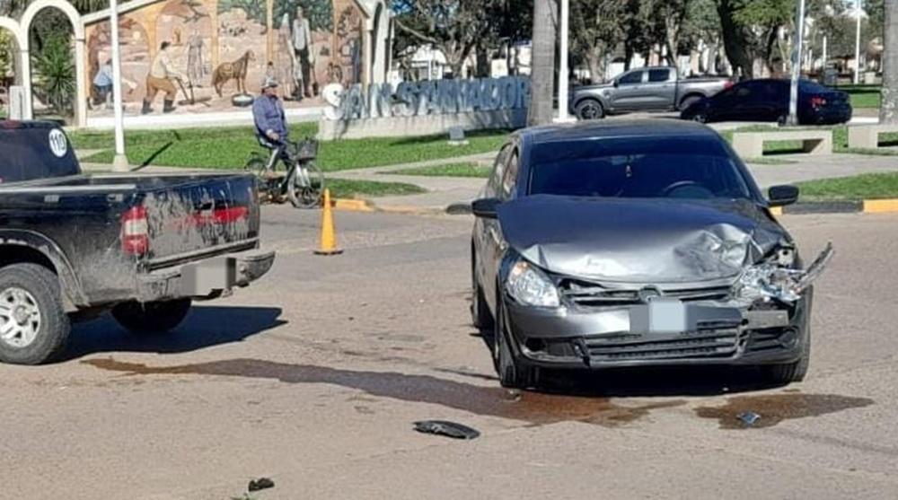 Una madre y su hija resultaron levemente heridas en un choque