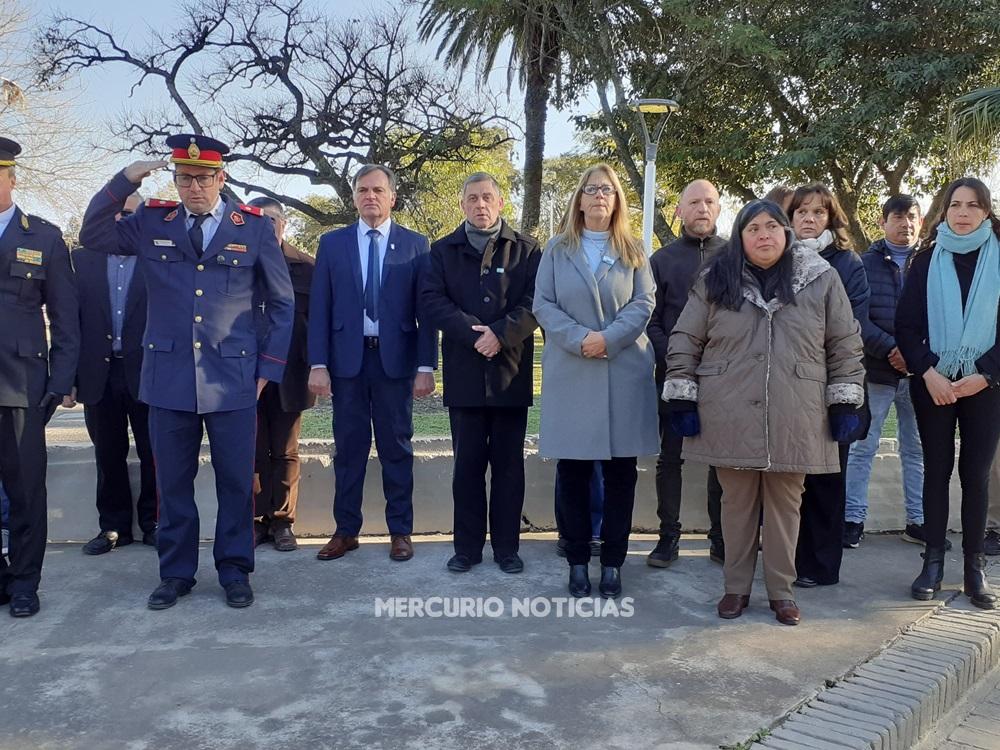 Papelón en el Acto oficial por el Día de la Independencia
