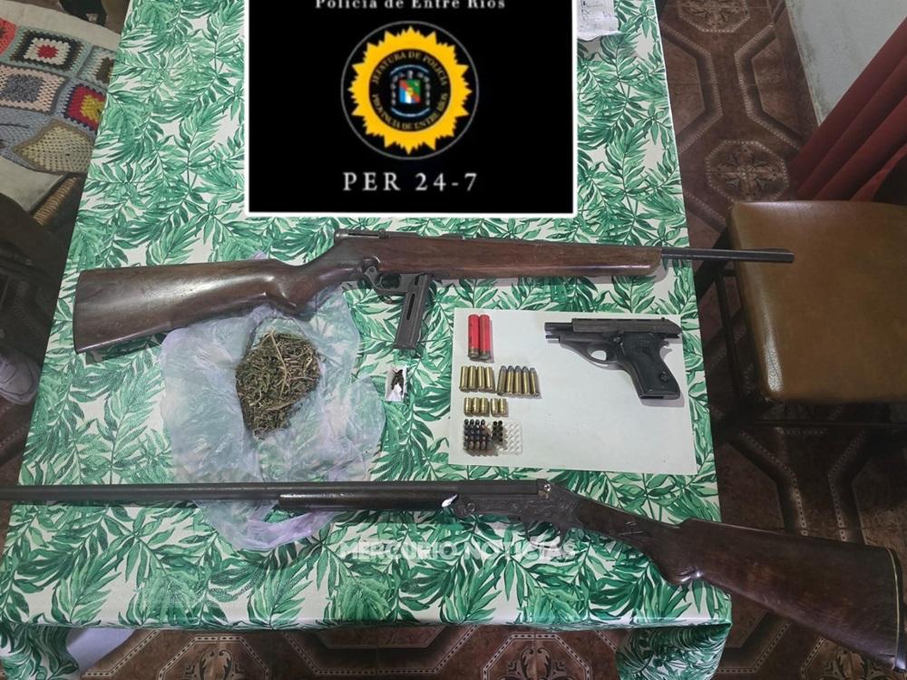 Allanan dos viviendas en Concordia y secuestran armas y dinero