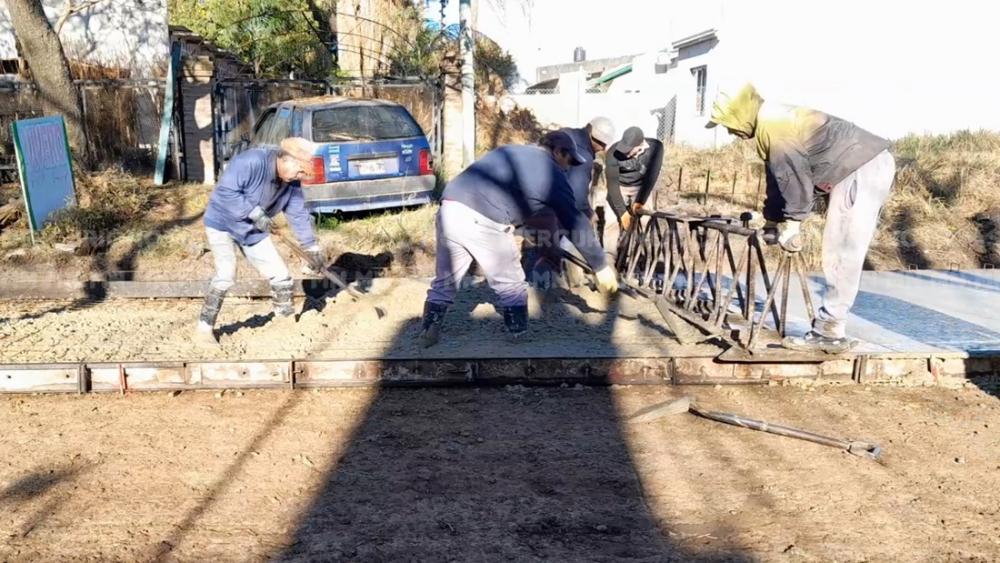 Se adelantó el pavimento y ya comenzaron las tareas en calle Don Feliciano
