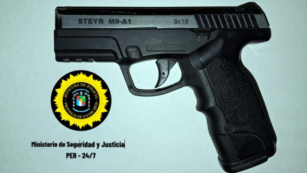 Secuestran un arma en un caso de amenazas calificadas en Colón