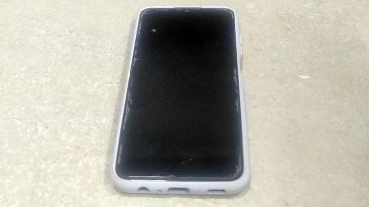 Un niño de 11 años robó un celular en un hospital
