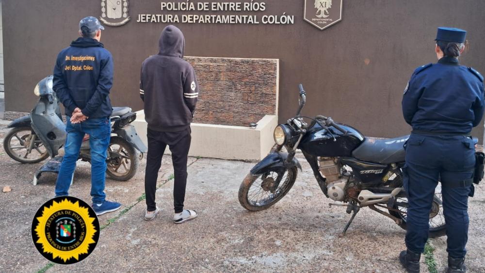 Secuestran dos motos y detienen a sospechosos en Colón