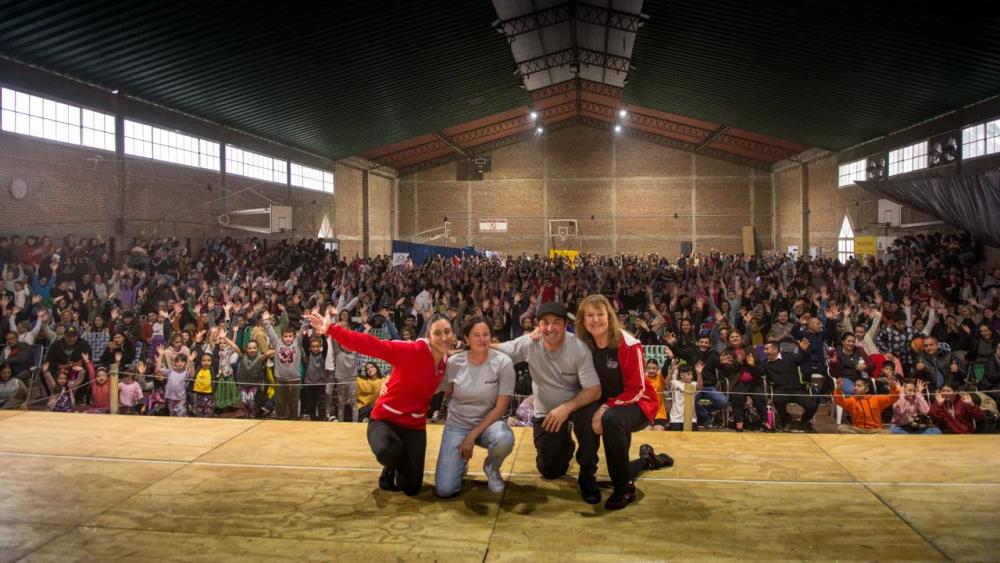 Se concretó la primera edición del Encuentro infantil de Danzas de Villa Elisa