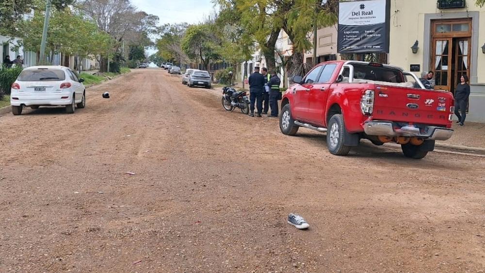 Motociclista gravemente herido tras colisión con camioneta