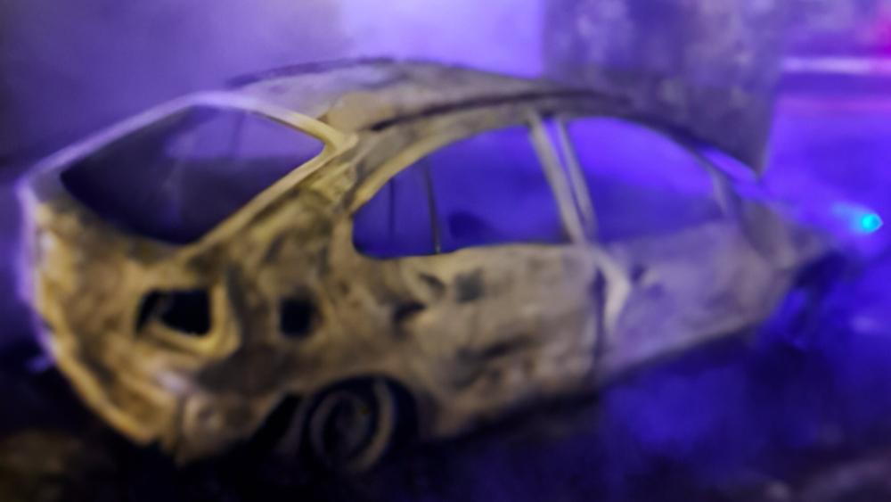 Dos detenidos tras robar y quemar un auto en Villaguay