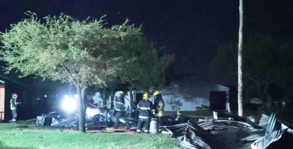 Incendio total consumió una rotisería en Chajarí